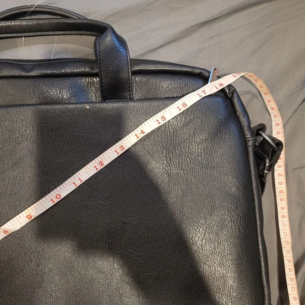 Kenneth Cole Reaction Modern Dilemma Pebbled Faux Leather 15.6